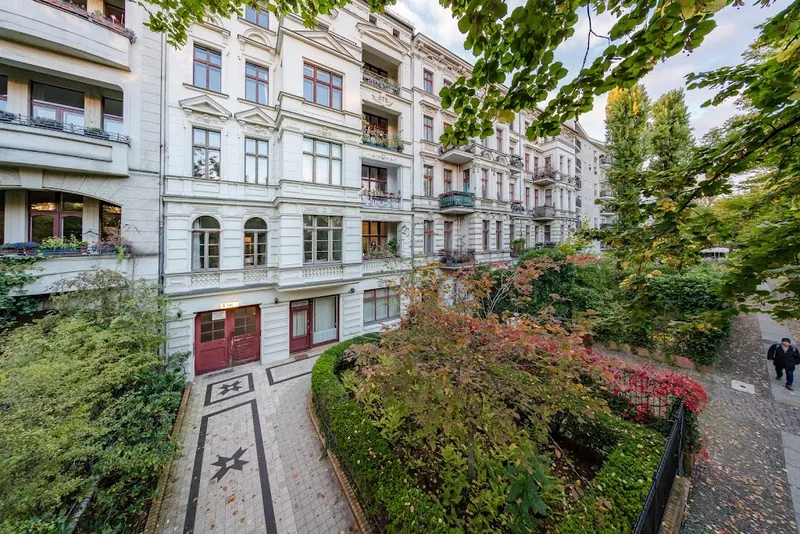 Singleapartment am Schloss Charlottenburg - ab sofort verfügbar — photo 1